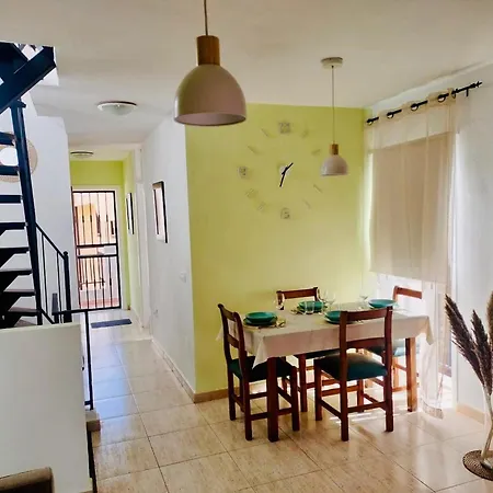 Beautiful Triplex By The Callao Salvaje